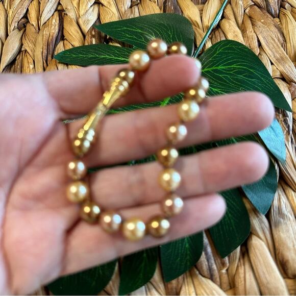 BOGO FREE GOLDEN PEARL BRACELET 7” - Picture 5 of 5